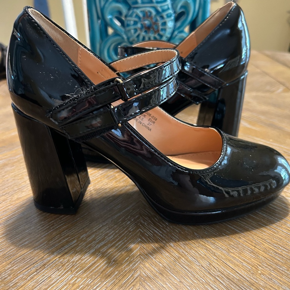 Trary Black Patent Leather Heels